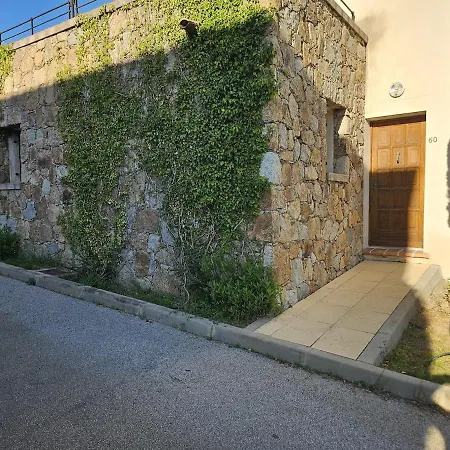 Apartman Elegant 2-bedroom With Pool And Access On Foot